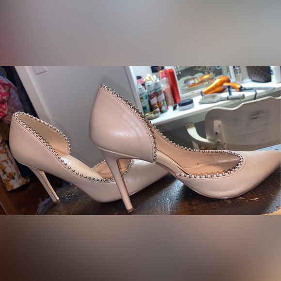 Steve Madden Nude Heels - Picture 4 of 6